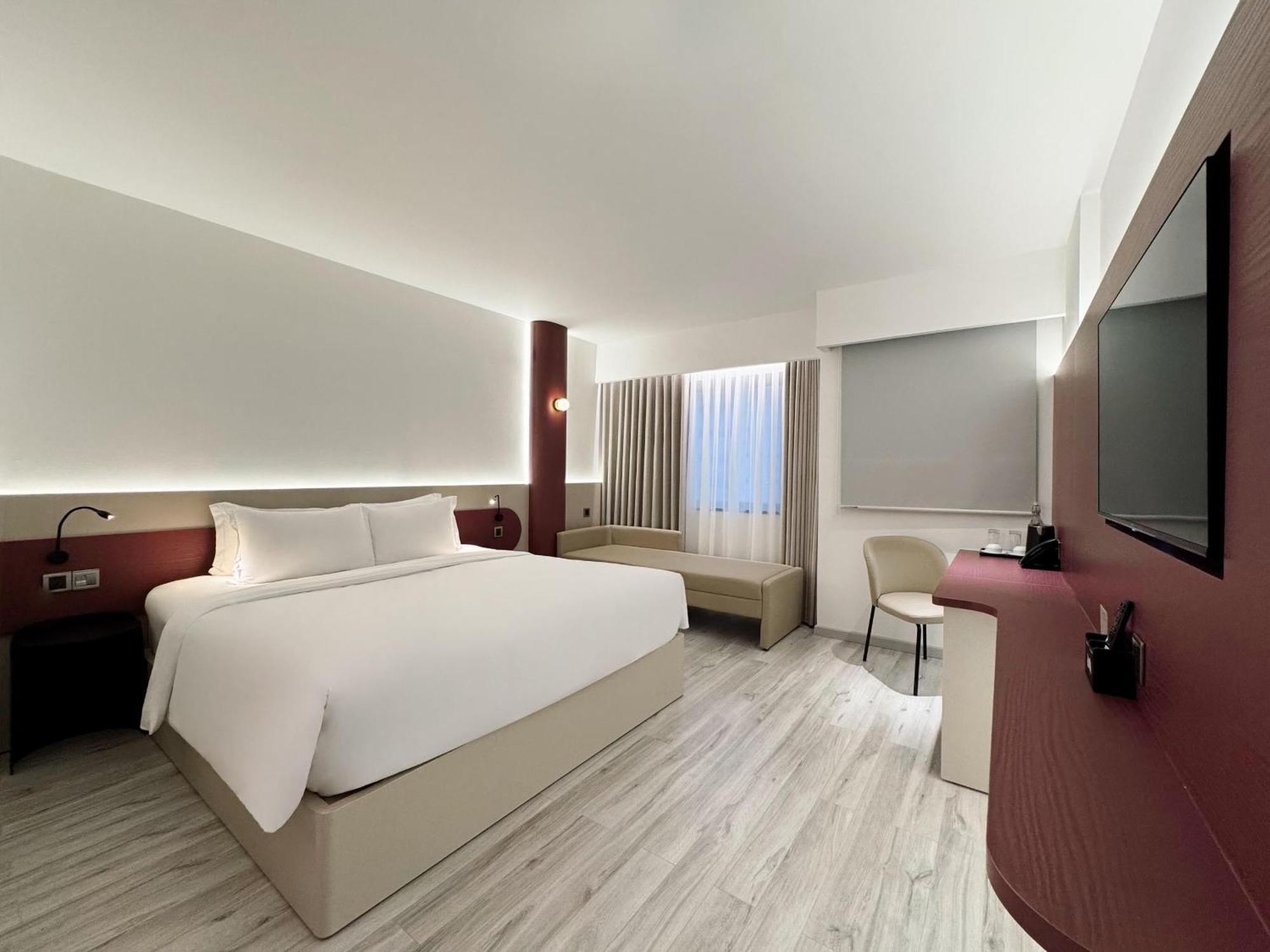 The Concept Hcmc- Premium Khách sạn 4*
